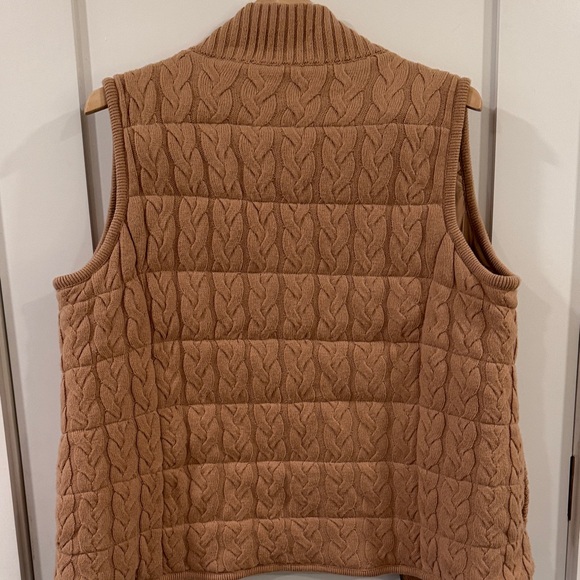 Talbot’s Women's Tan Cable Knit Sweater Vest - Picture 9 of 9